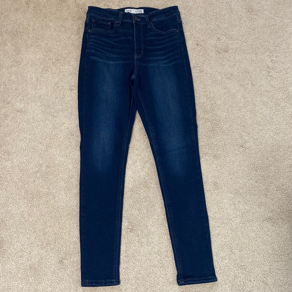 Buckle Parker High Rise size 28